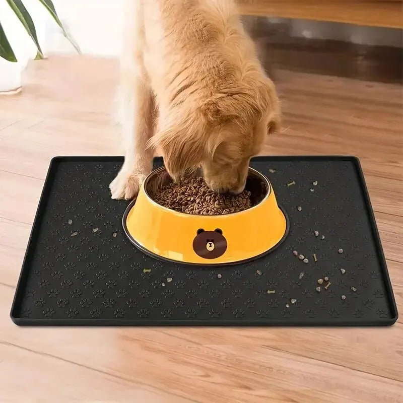Foldable Silicone Pet Feeding Mat – Non-Slip, Waterproof & Easy to Clean for Dogs & Cats