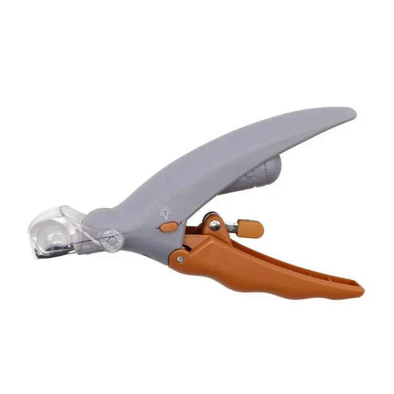 Pet Nail Scissors with LED Light – Half-Moon Blade for Cats & Dogs