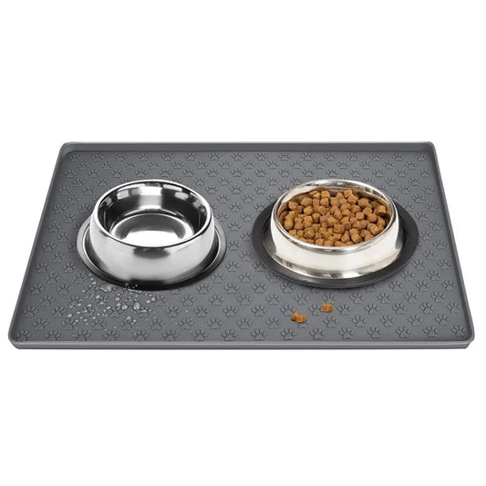 Foldable Silicone Pet Feeding Mat – Non-Slip, Waterproof & Easy to Clean for Dogs & Cats